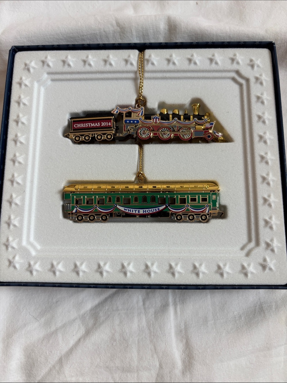 White House Christmas 2014 Train Ornament Set - Red & Green